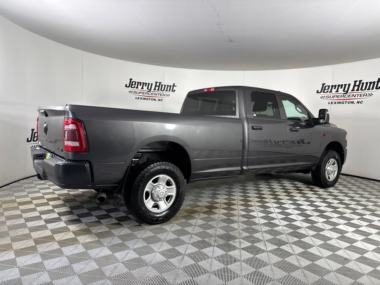 Used 2023 RAM 3500 Tradesman w/ Bed Utility Group AWD/4WD image 4