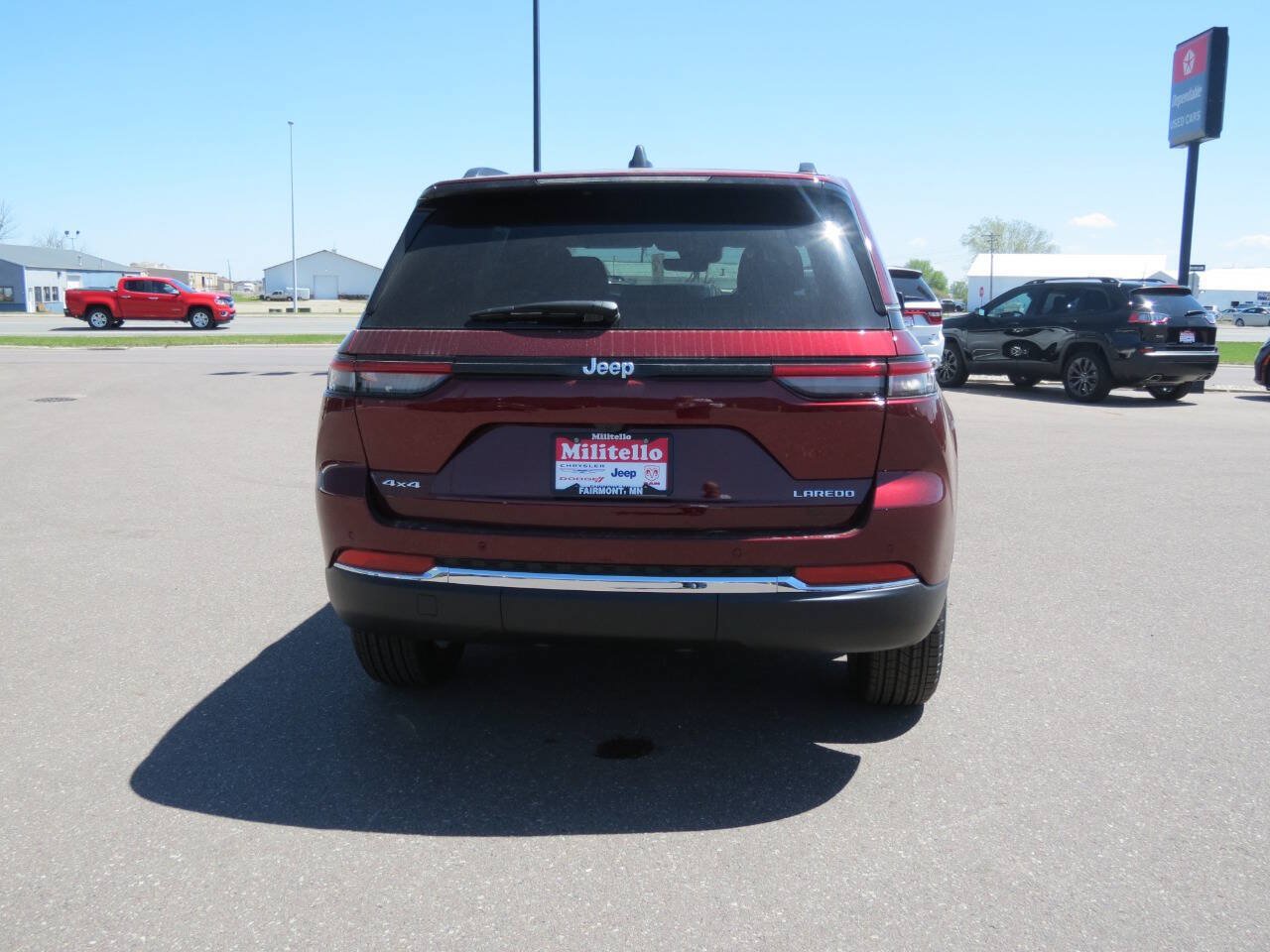 New 2026 Jeep Grand Cherokee Laredo X AWD/4WD image 6
