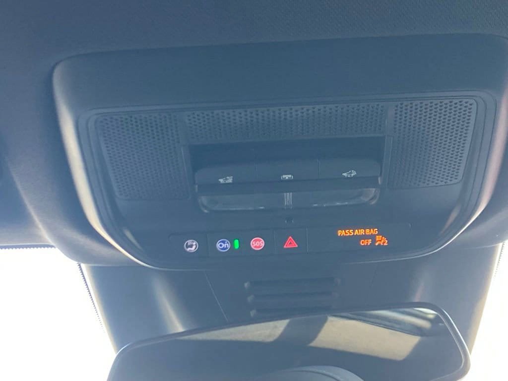New 2026 Chevrolet Equinox EV LT image 17