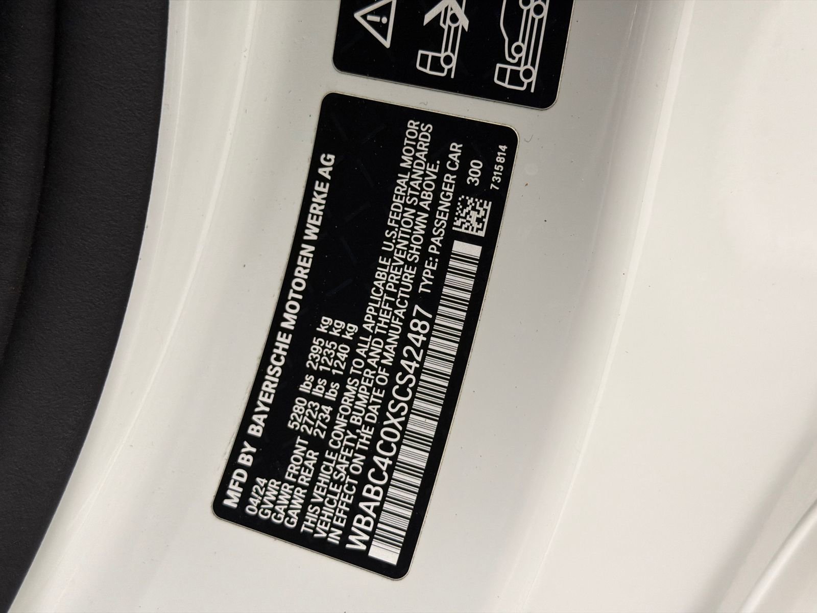 Used 2025 BMW M850i xDrive Coupe w/ M Carbon Exterior Package image 45