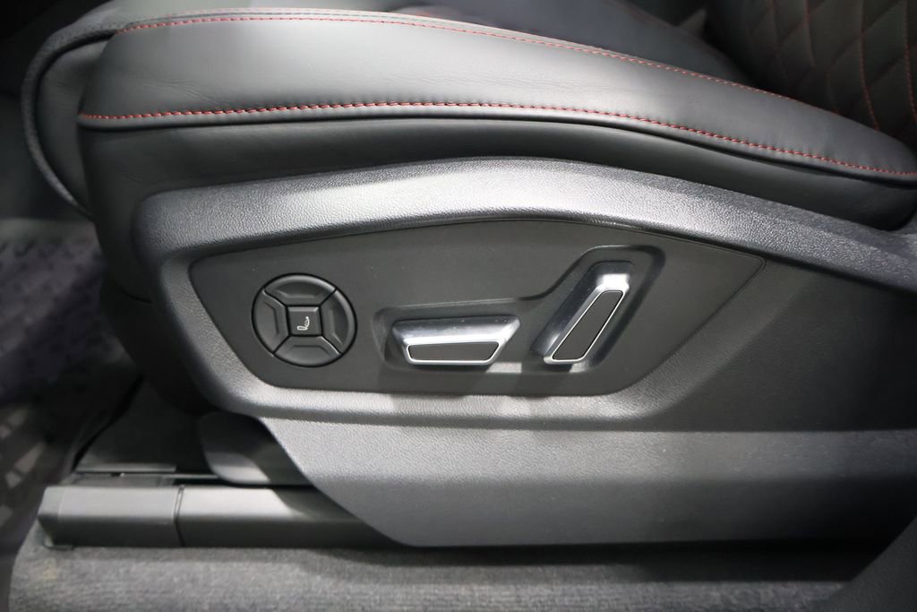 New 2026 Audi SQ8 Prestige image 14