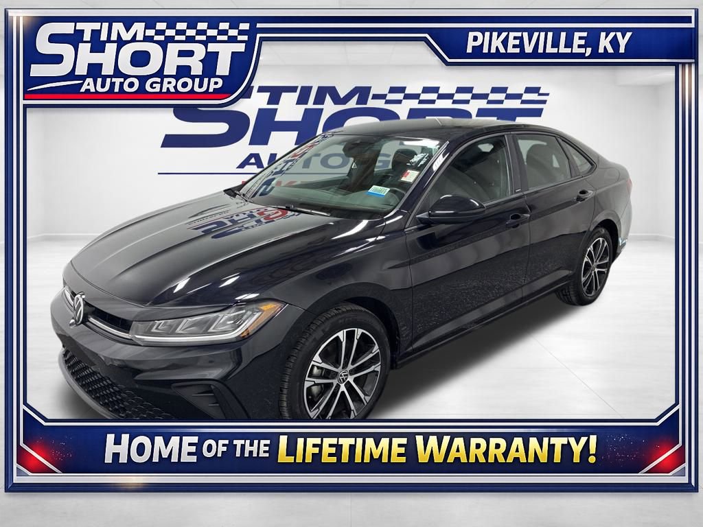 Used 2025 Volkswagen Jetta Sport image 1