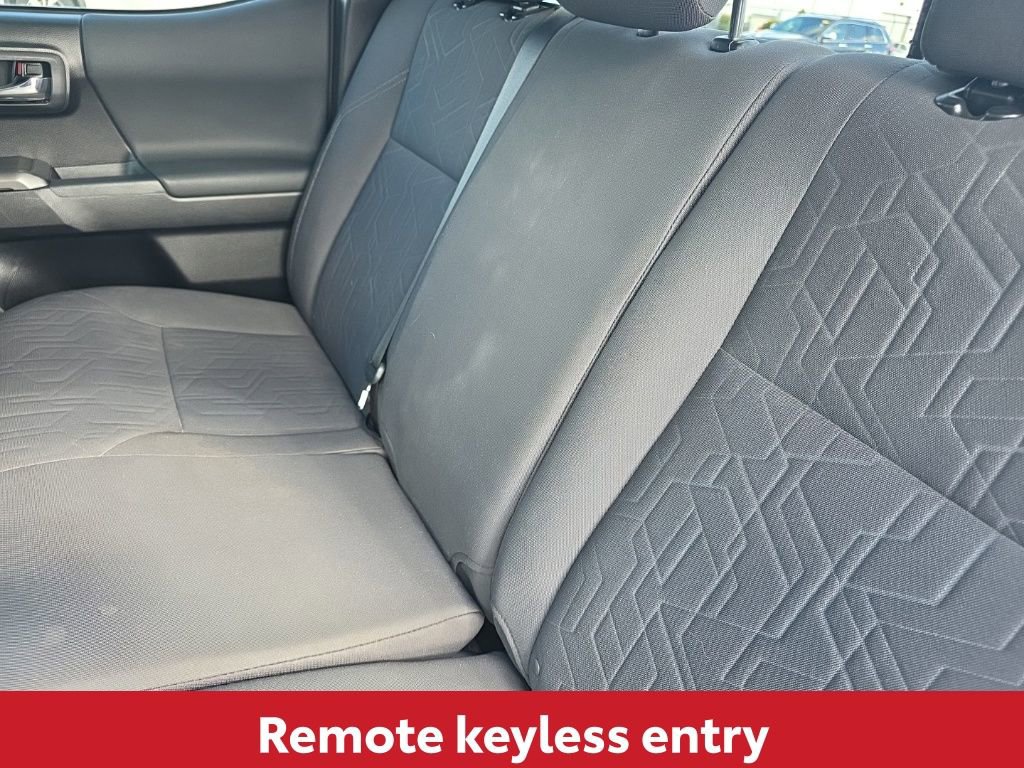 Used 2019 Toyota Tacoma TRD Off-Road w/ Technology Package image 17