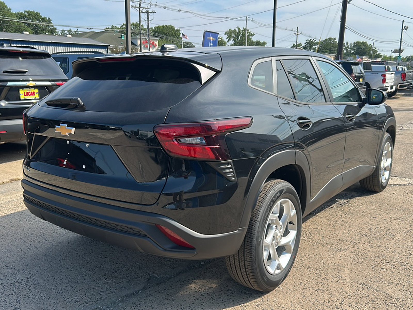 New 2026 Chevrolet Trax LS w/ LS Convenience Package FWD image 8