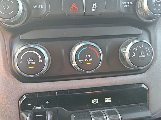 Used 2024 RAM 3500 Big Horn AWD/4WD image 18