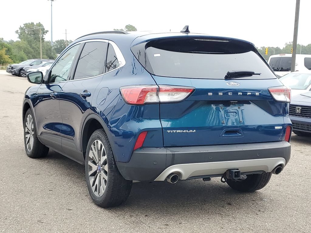 Used 2020 Ford Escape Titanium AWD/4WD image 2