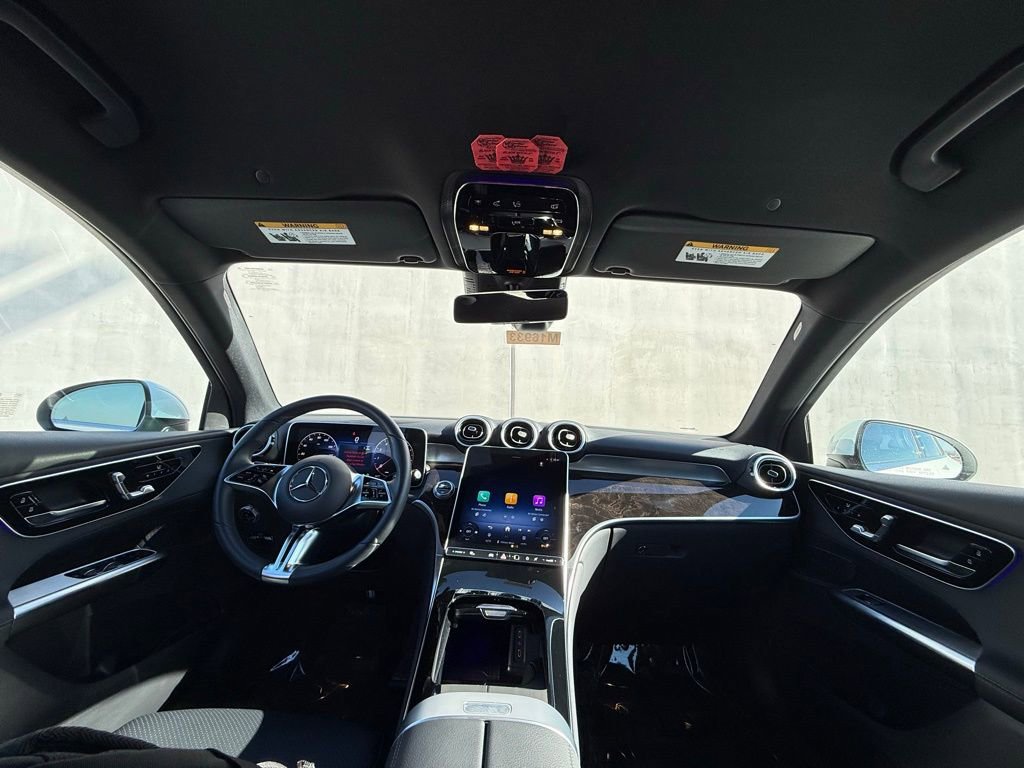 Used 2025 Mercedes-Benz GLC 300 image 6