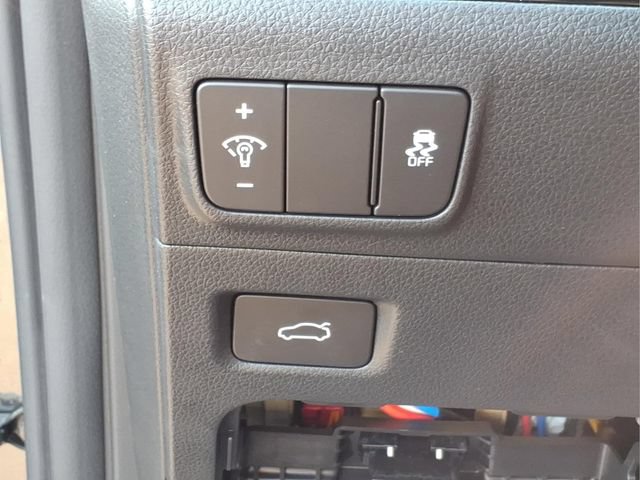 Used 2025 Kia K5 LXS FWD image 17