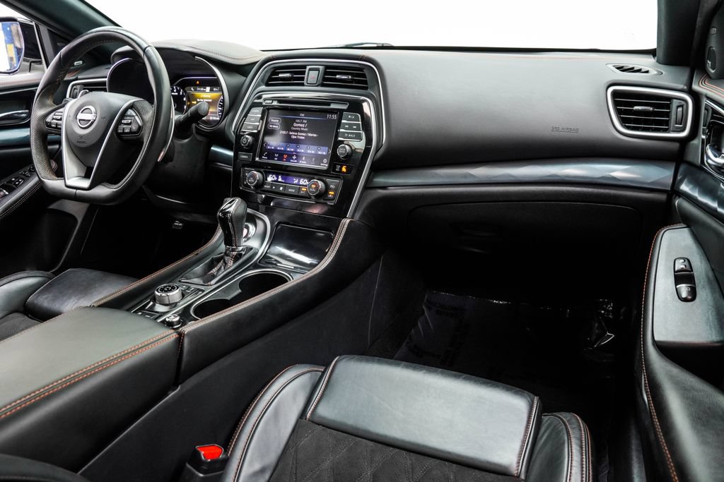 Used 2023 Nissan Maxima SR w/ Sport Mat Group FWD image 22