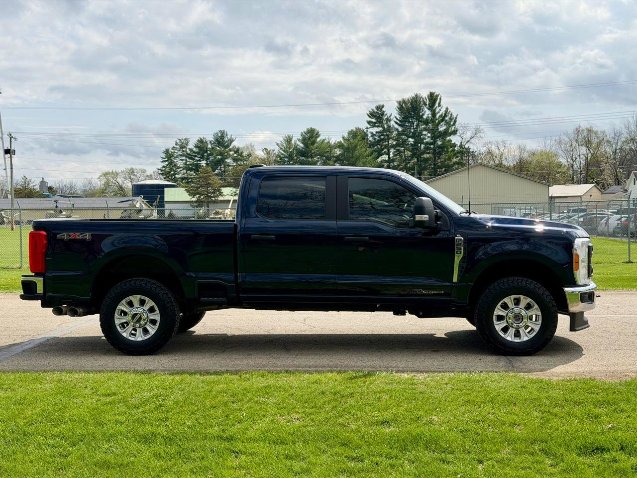 Used 2023 Ford F250 XL w/ XL Chrome Package image 7