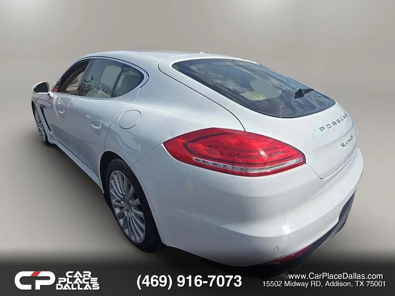 Used 2014 Porsche Panamera S RWD image 4