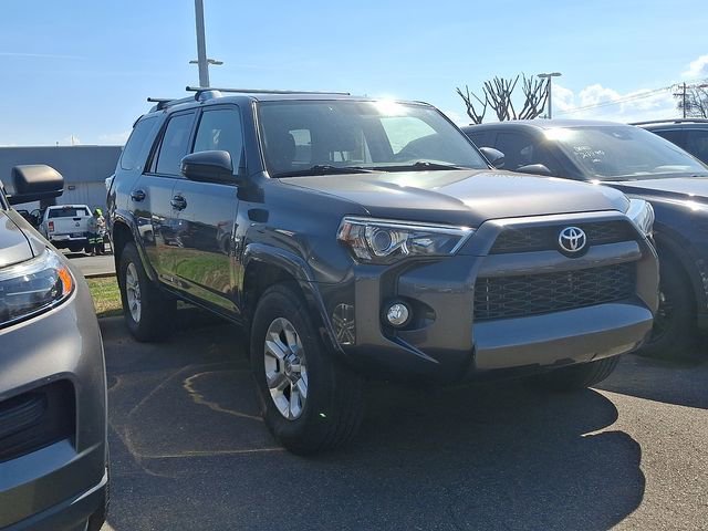 Used 2016 Toyota 4Runner SR5 image 3