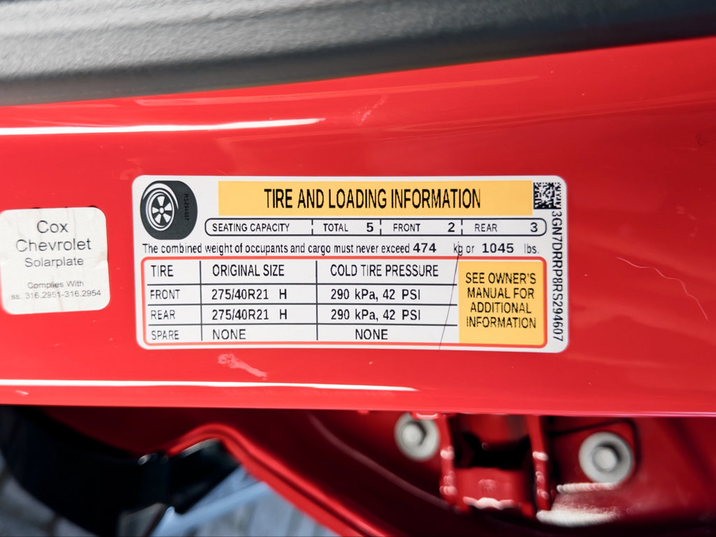 Used 2024 Chevrolet Equinox EV RS w/ LPO, Trailering Package FWD image 28
