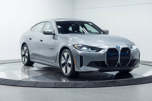Used 2024 BMW i4 eDrive35 w/ Premium Package RWD image 4