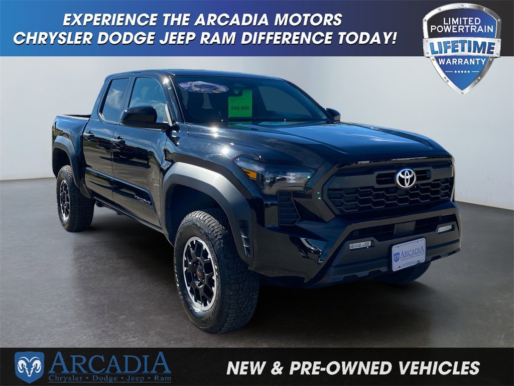 Used 2024 Toyota Tacoma TRD Off-Road image 7