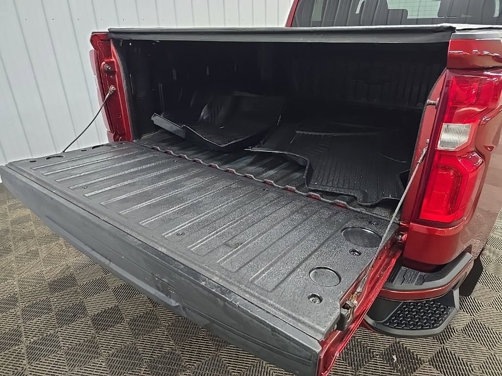 Used 2022 Chevrolet Silverado 1500 RST image 11