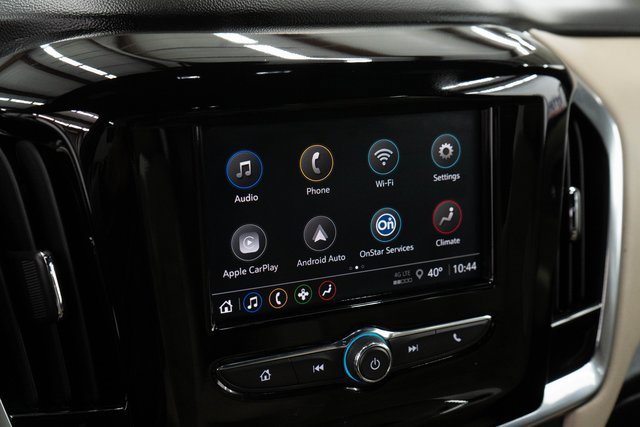 Used 2023 Chevrolet Traverse LS w/ Safety Package image 5