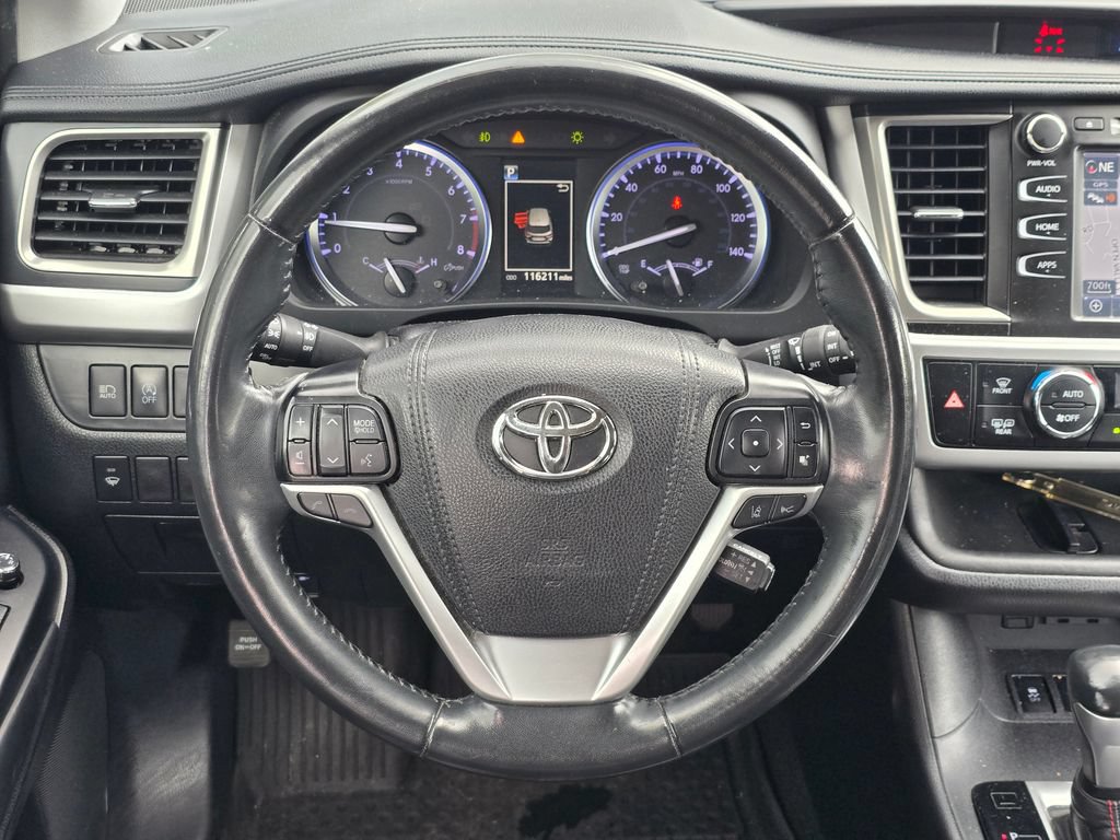 Used 2019 Toyota Highlander SE AWD/4WD image 7