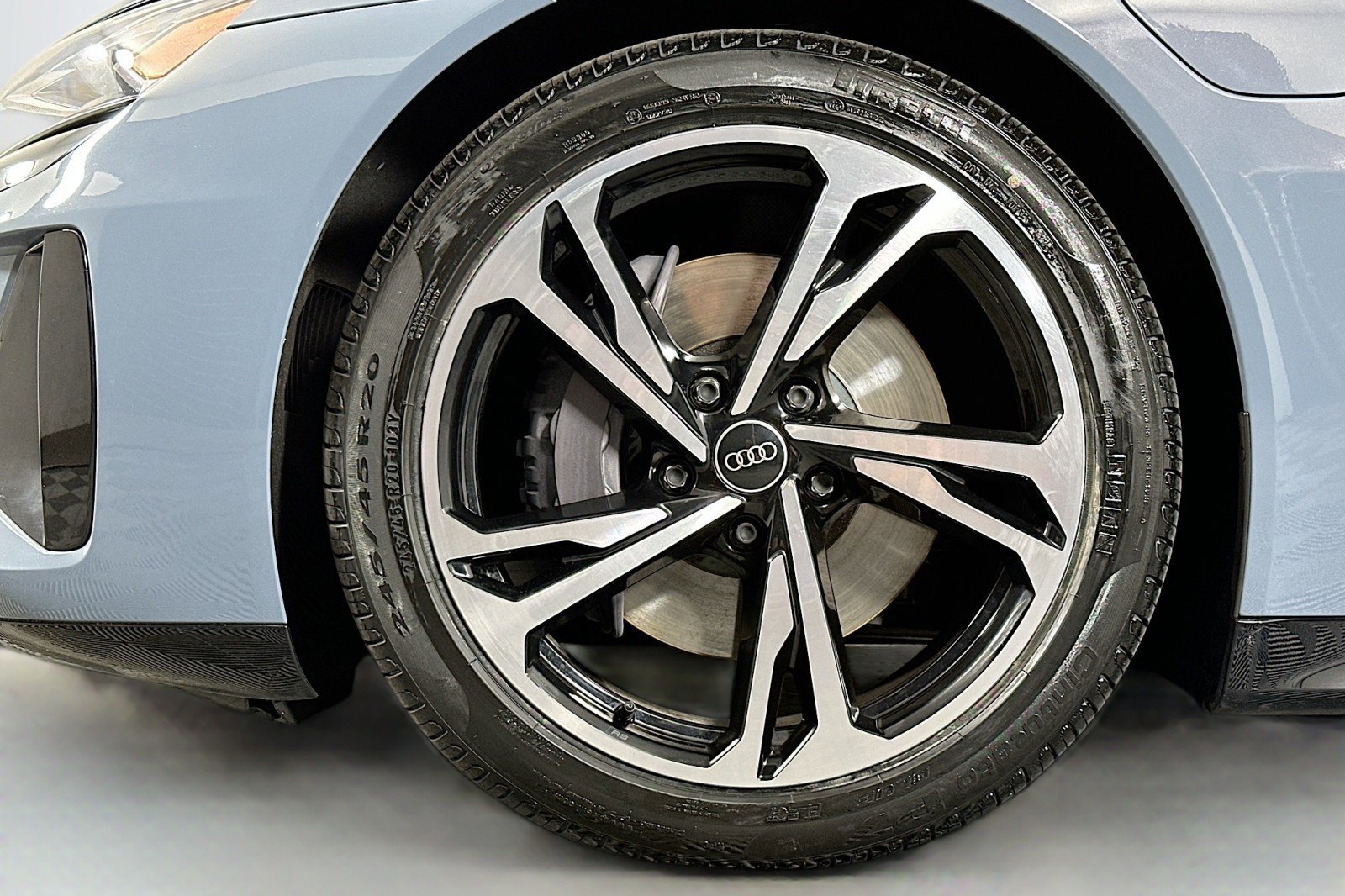Used 2023 Audi e-tron GT Premium Plus w/ Performance Package AWD/4WD image 11