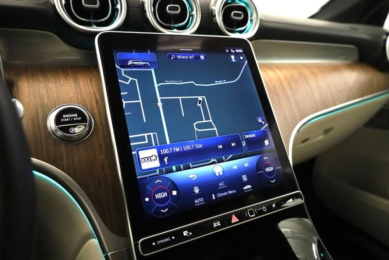 Used 2023 Mercedes-Benz GLC 300 4MATIC image 16