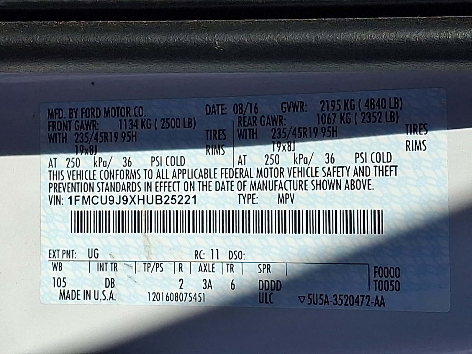 Used 2017 Ford Escape Titanium w/ Equipment Group 301A image 27