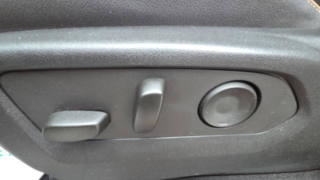 Used 2023 GMC Yukon AT4 image 32