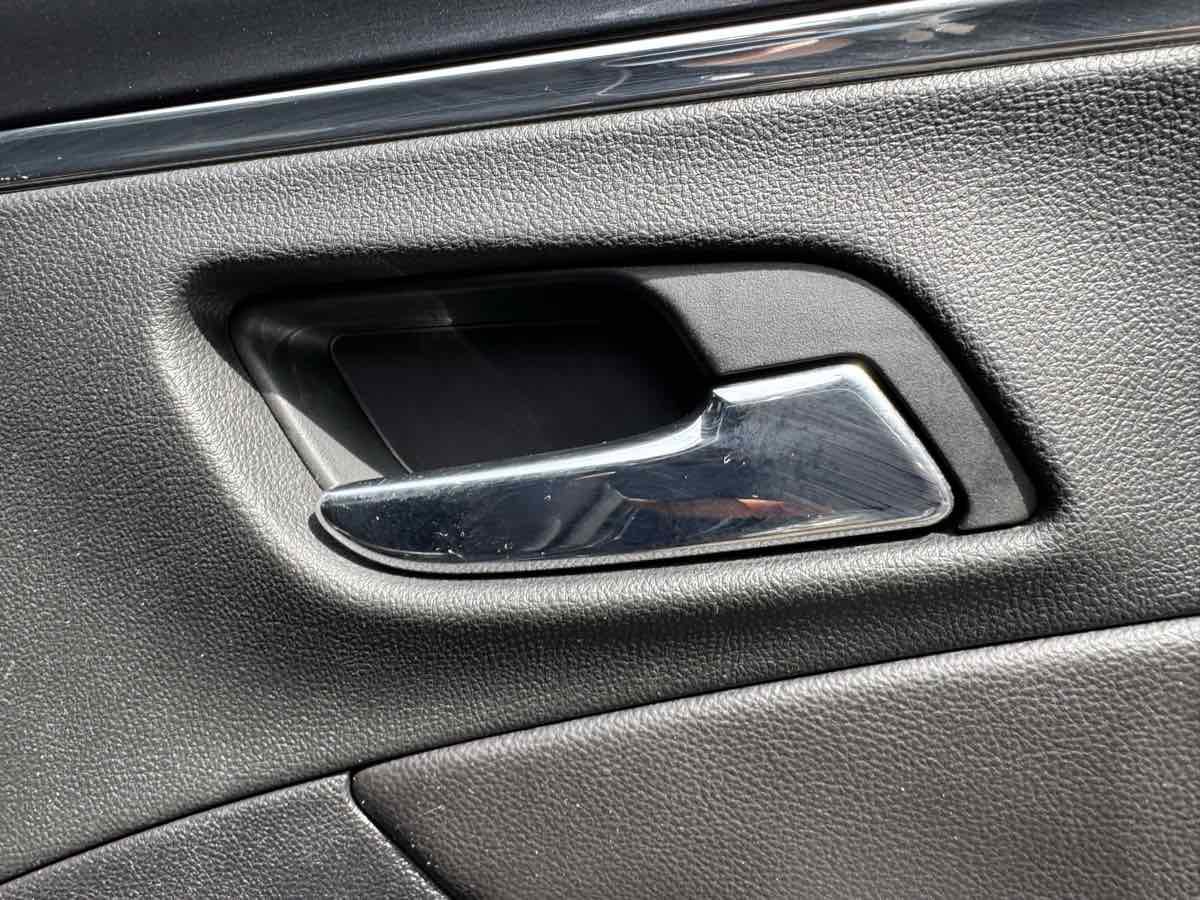 Used 2017 Chevrolet Impala Premier w/ Enhanced Convenience Package image 41