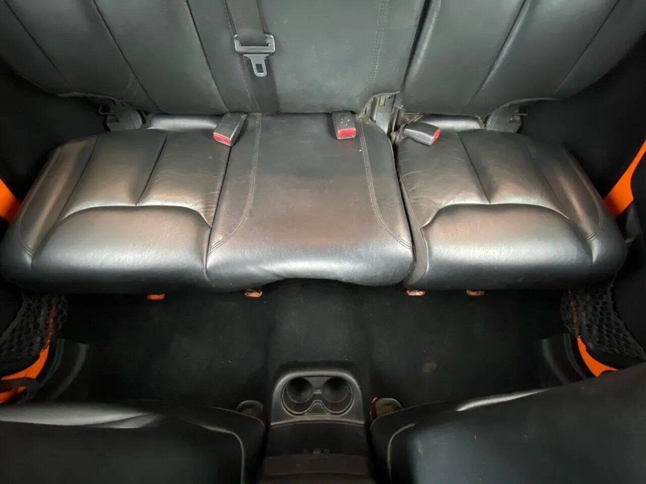 Used 2013 Jeep Wrangler Unlimited Sahara AWD/4WD image 30
