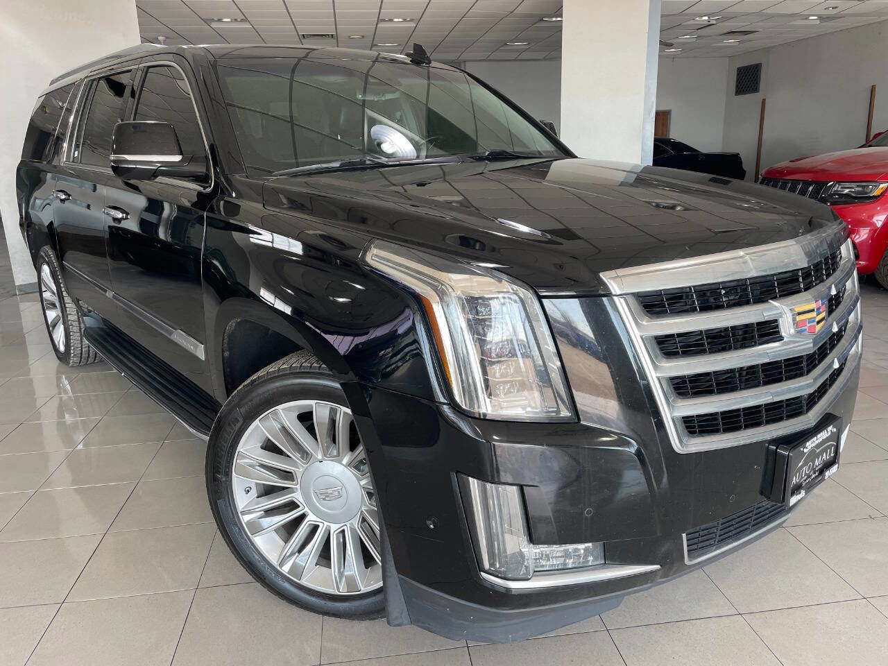 Used 2018 Cadillac Escalade ESV Luxury AWD/4WD image 1