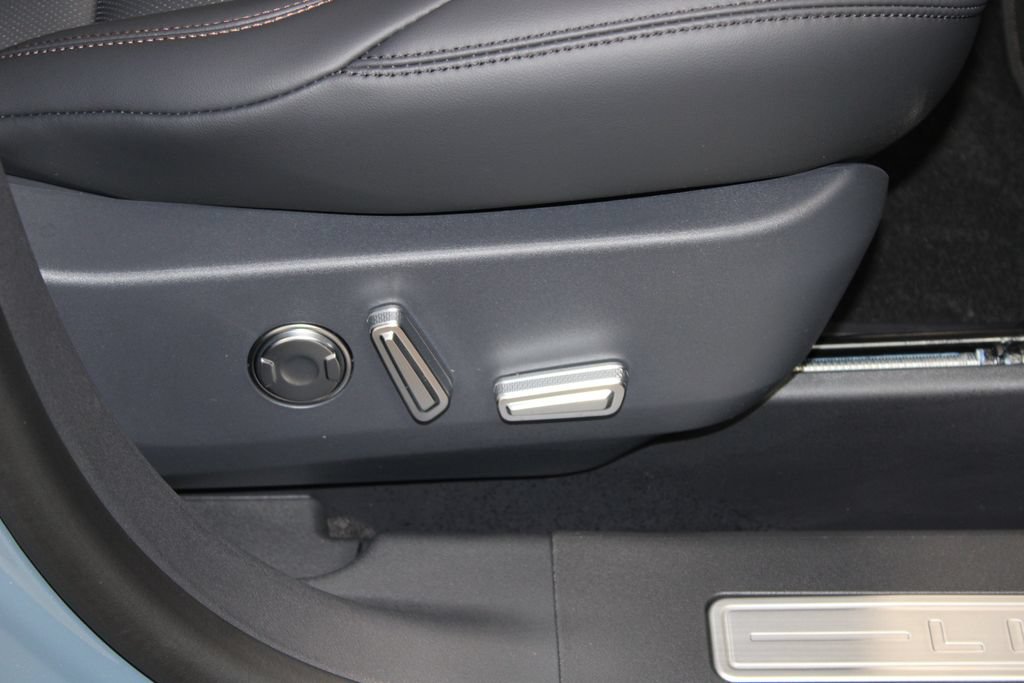 New 2026 Lincoln Nautilus Premier AWD/4WD image 26