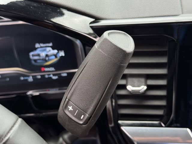 Used 2025 GMC Sierra 3500 SLT w/ SLT Convenience Package image 18