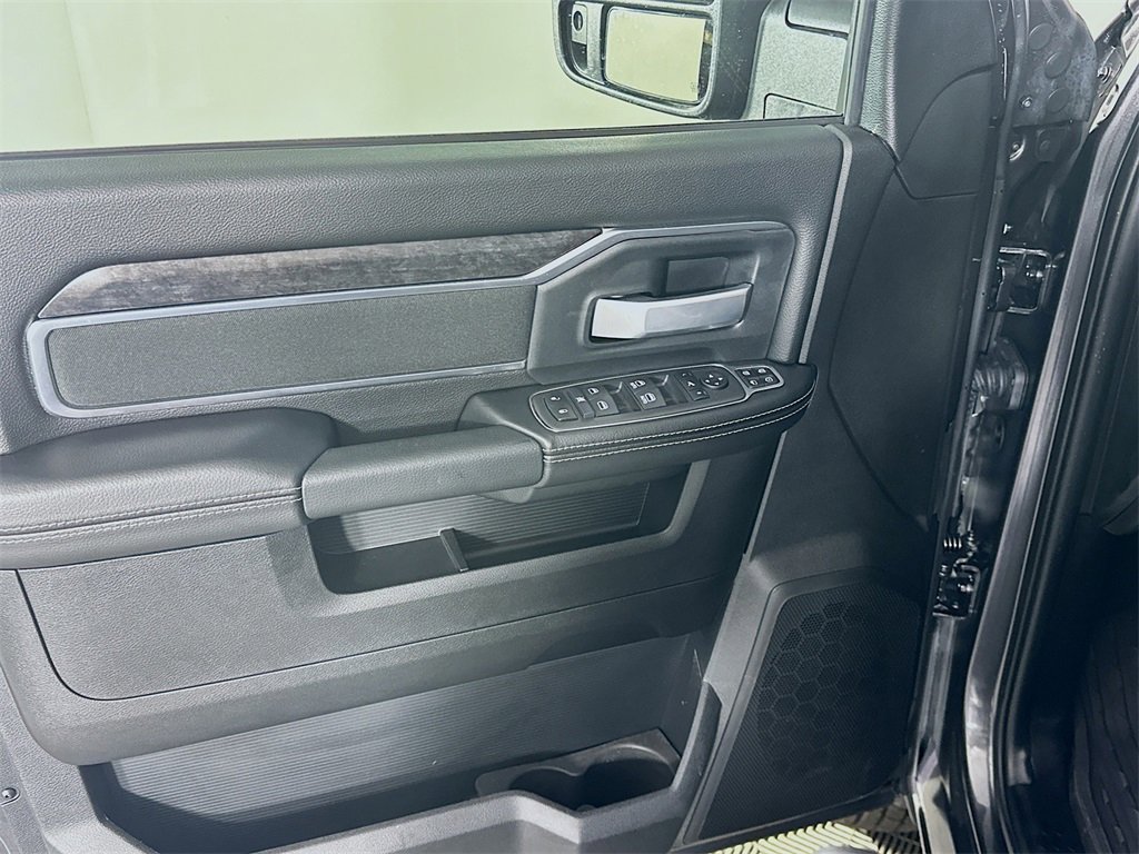 Used 2024 RAM 3500 Big Horn w/ Night Edition image 25
