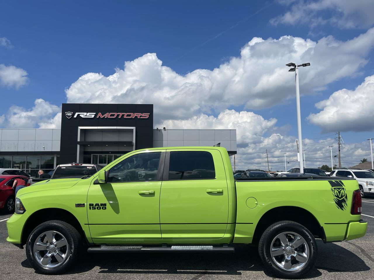 Used 2017 RAM 1500 Sport w/ Sublime Green Sport Package AWD/4WD image 16