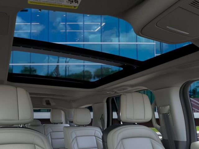 New 2025 Lincoln Navigator Reserve AWD/4WD image 22
