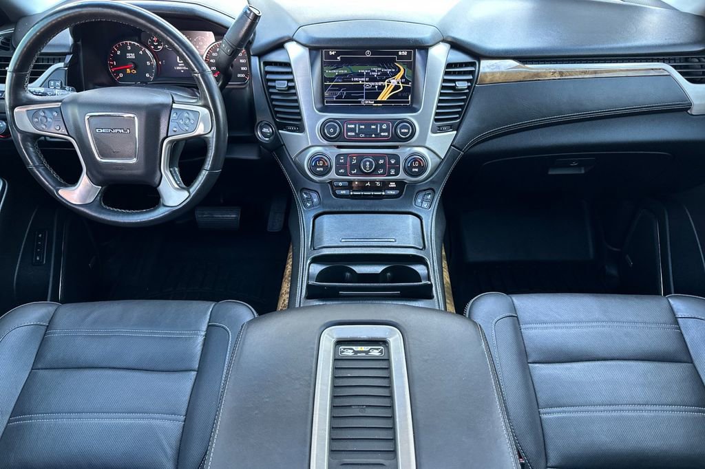 Used 2016 GMC Yukon Denali image 13