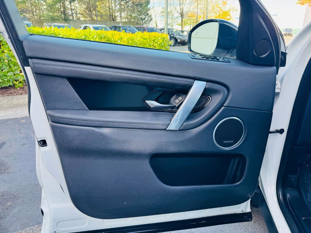 Used 2022 Land Rover Discovery Sport S image 18