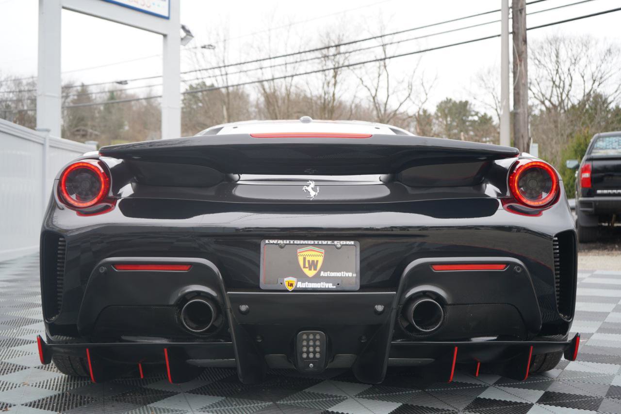 Used 2020 Ferrari 488 Pista Coupe image 8