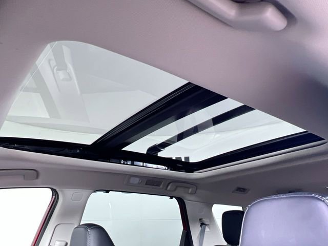 Used 2023 Nissan Pathfinder Platinum image 22