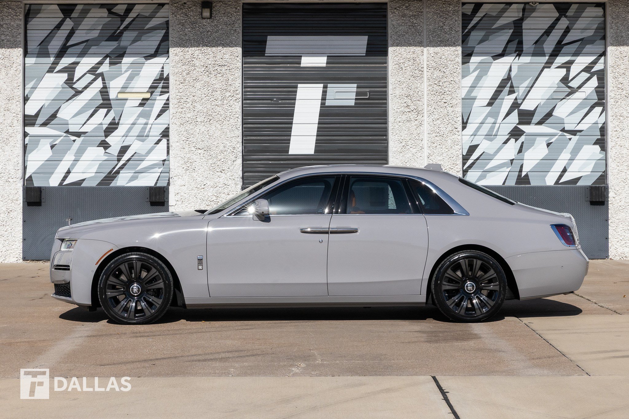 Used 2024 Rolls-Royce Ghost AWD/4WD image 1