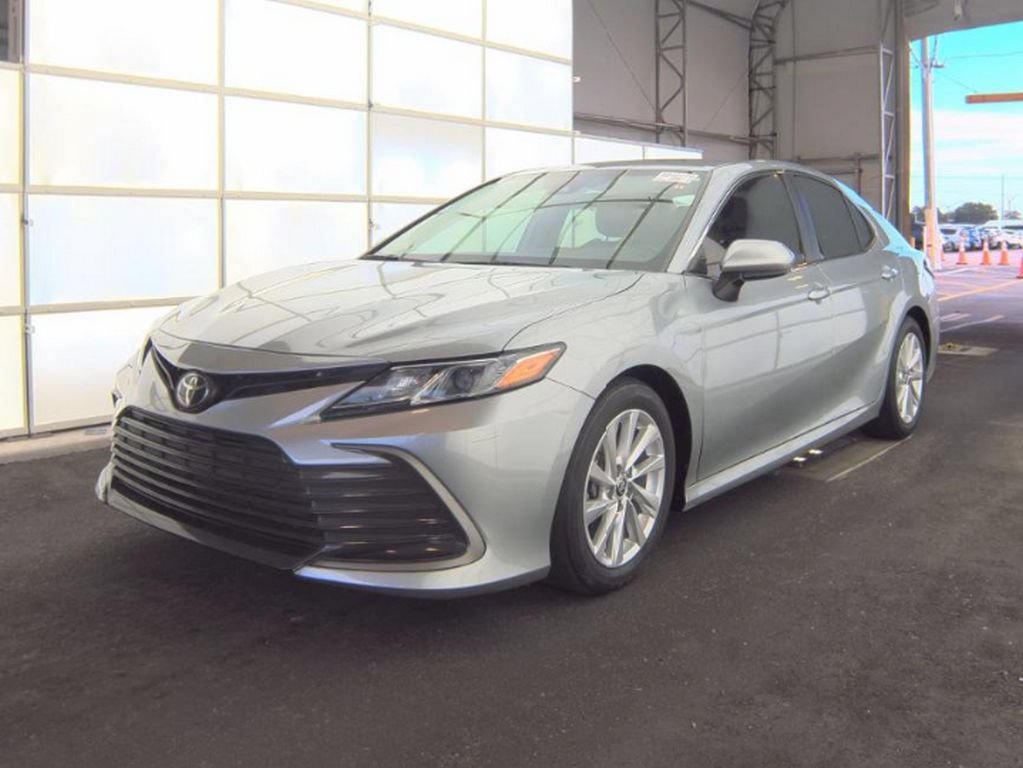 Used 2023 Toyota Camry LE FWD image 2