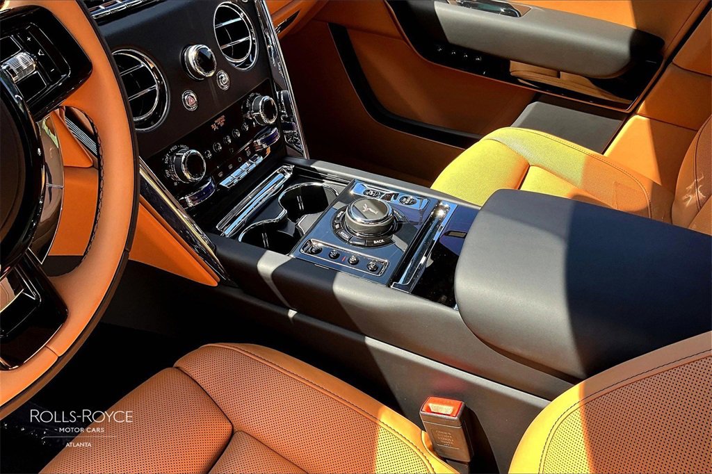 New 2026 Rolls-Royce Cullinan image 9
