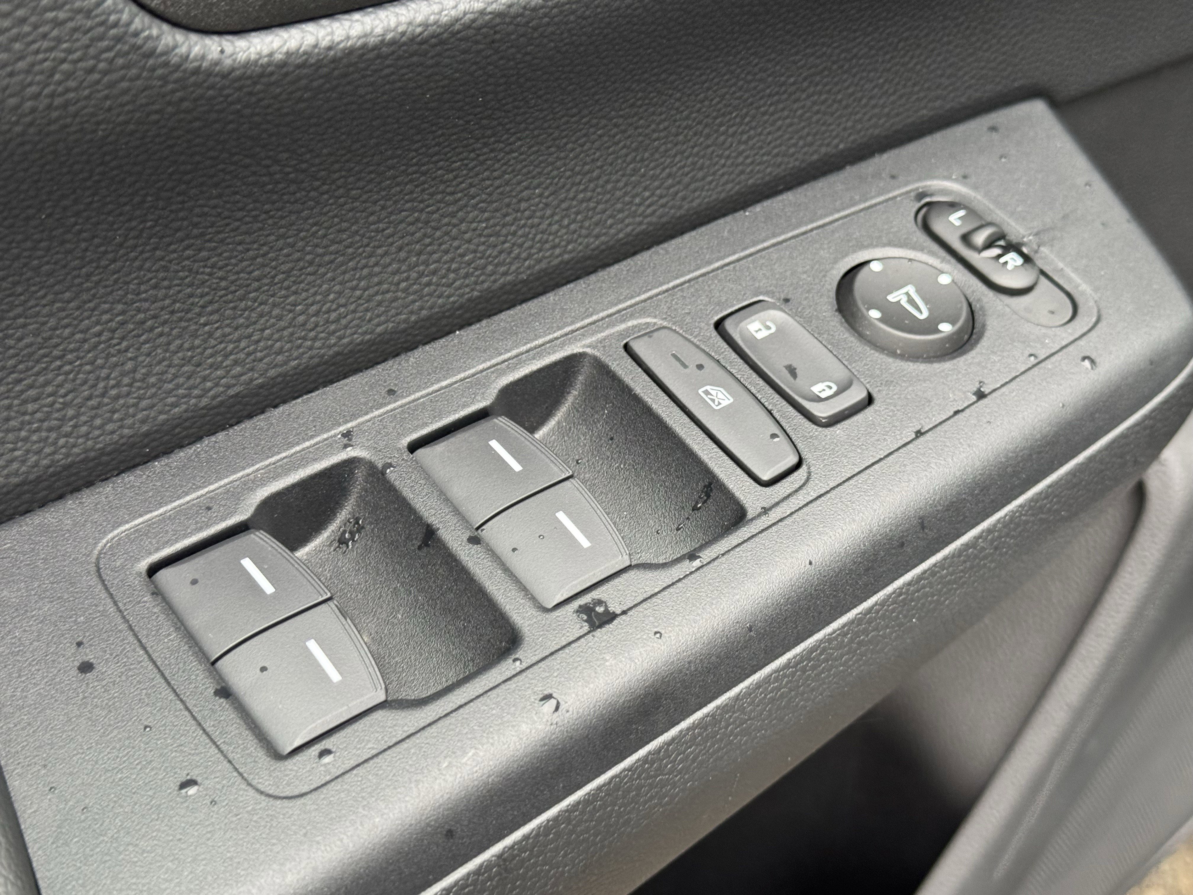 Used 2025 Honda CR-V Sport-L image 23