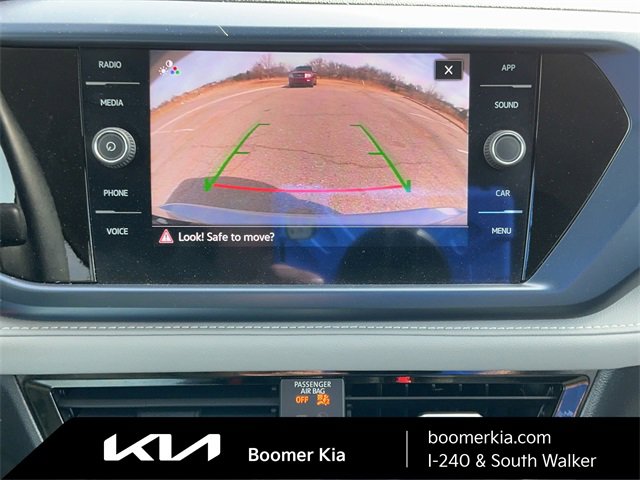 Used 2024 Volkswagen Taos SE image 24