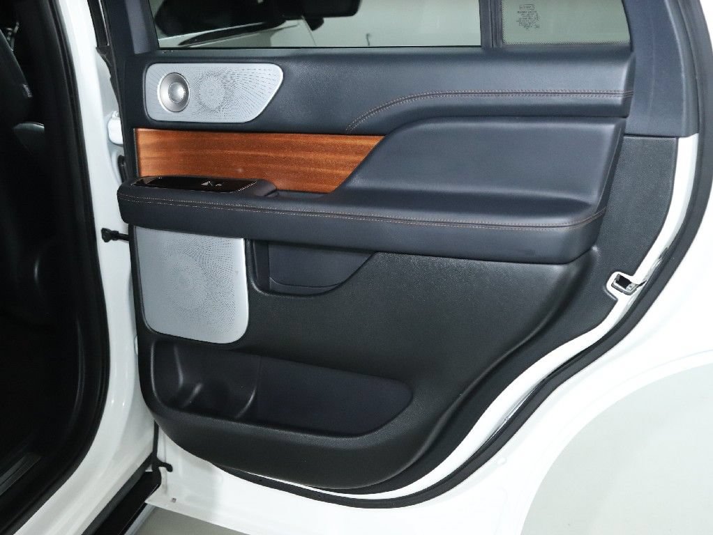 Certified 2023 Lincoln Navigator Black Label AWD/4WD image 36
