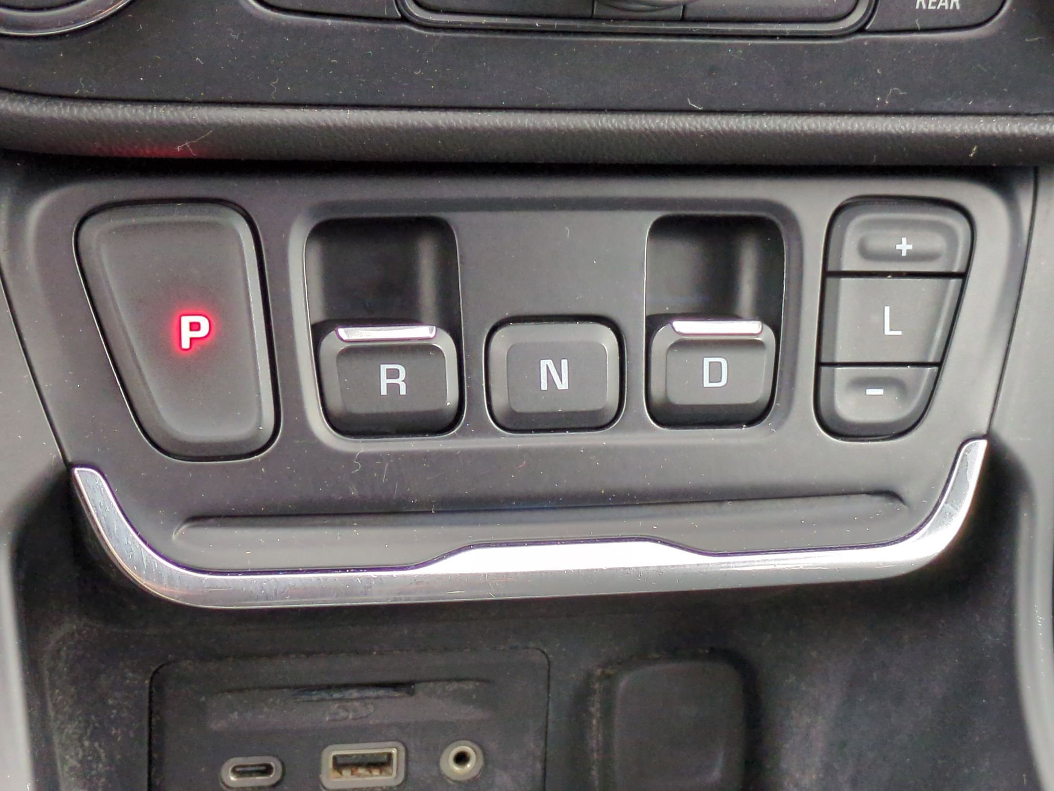 Certified 2021 GMC Terrain SLT image 15