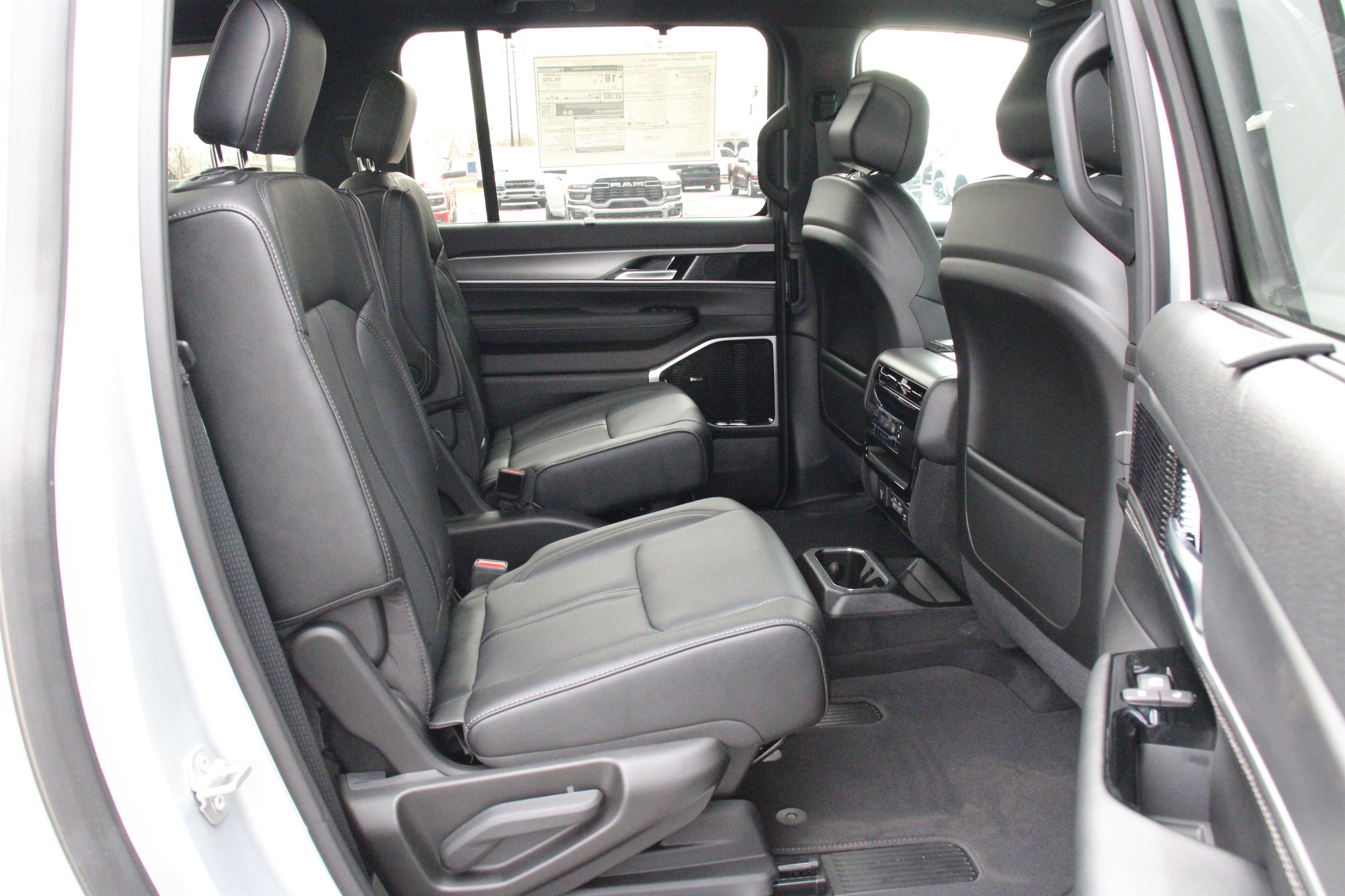 New 2026 Jeep Grand Wagoneer L Limited image 30