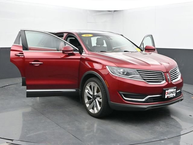 Used 2016 Lincoln MKX Reserve w/ Driver Assistance Package image 30