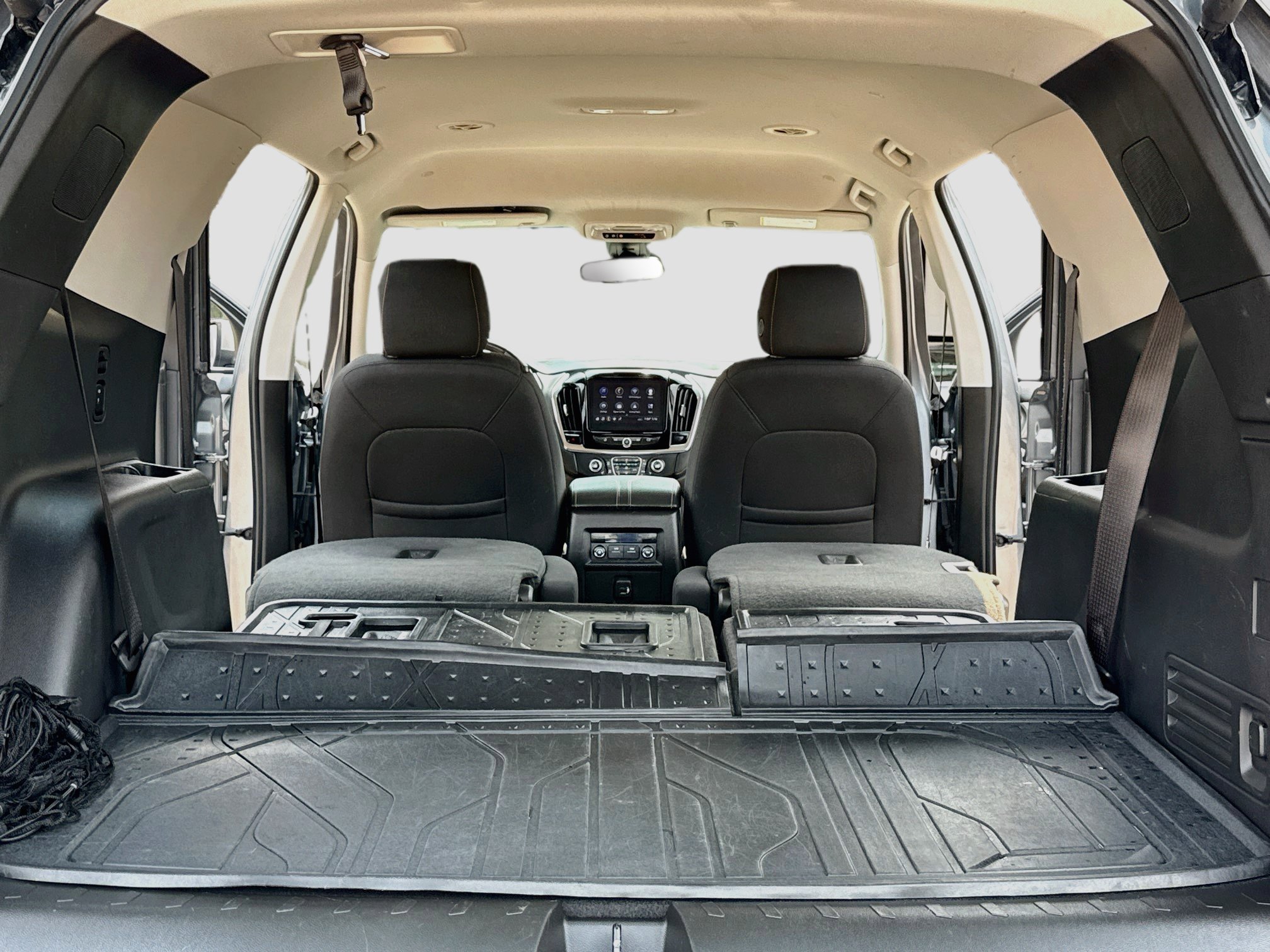 Used 2021 Chevrolet Traverse LT w/ LPO, Floor Liner Package AWD/4WD image 22