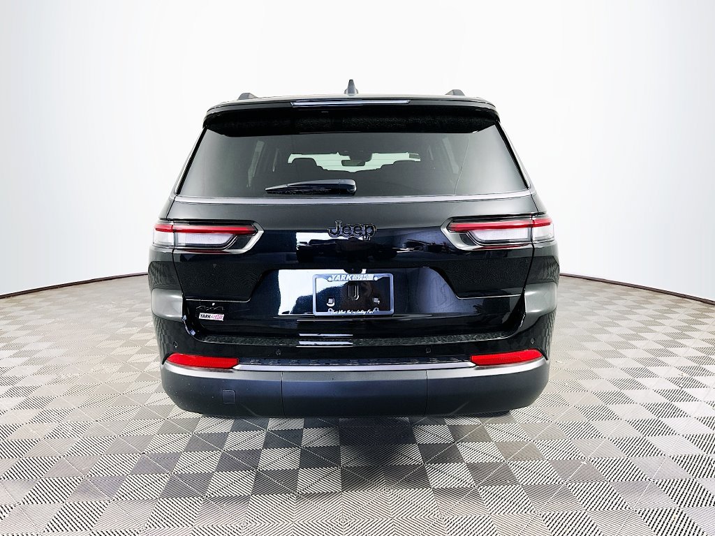 New 2026 Jeep Grand Cherokee L 4WD image 9