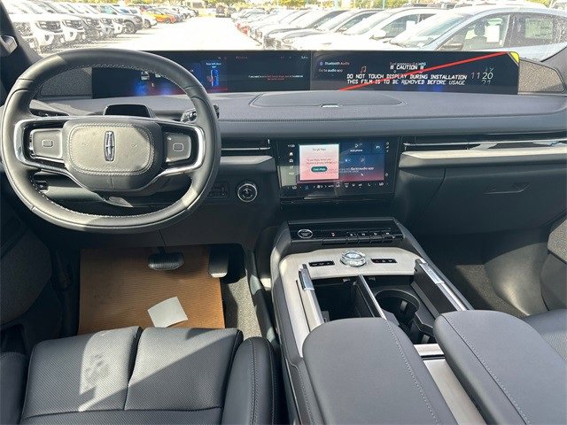 New 2025 Lincoln Navigator L Reserve w/ Jet Appearance Package image 22